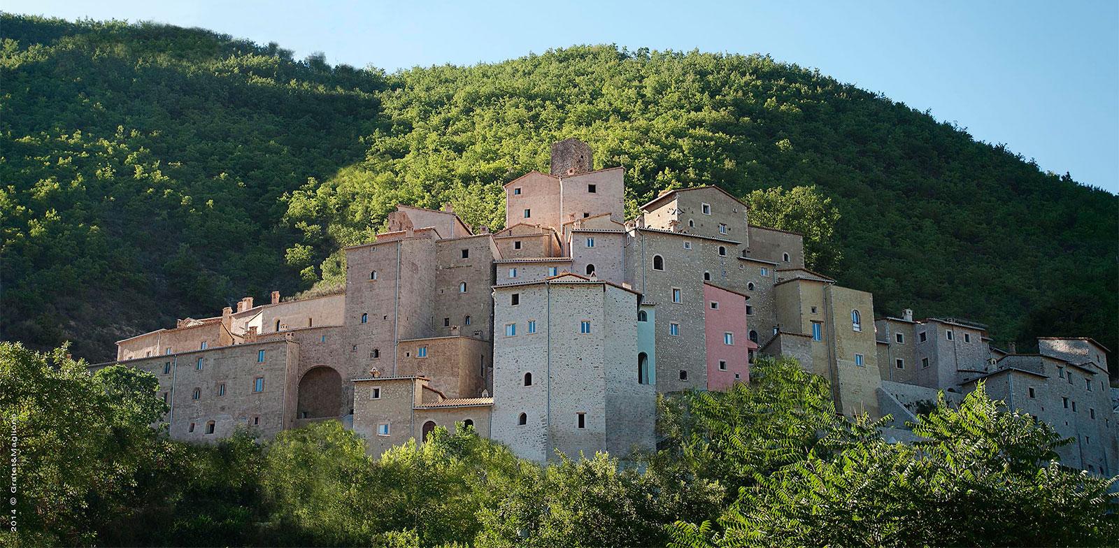 Hosting courses at Postignano